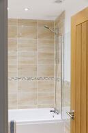 Countryside Bungalow for 4 Close to Beaches