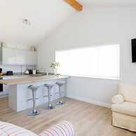 Countryside Bungalow for 4 Close to Beaches