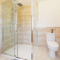 Countryside Bungalow for 4 Close to Beaches