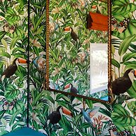 The Showman s Carriage King Bed Close to Beach