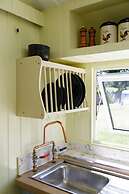 The Showman s Carriage King Bed Close to Beach