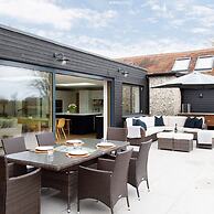 Luxury Cottage Conversion Close to Beaches