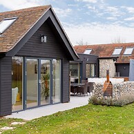 Luxury Cottage Conversion Close to Beaches