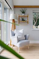 Luxury Cottage Conversion Close to Beaches