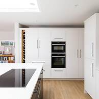 Luxury Cottage Conversion Close to Beaches