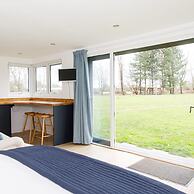 Luxury Cottage Conversion Close to Beaches