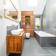 Luxury Cottage Conversion Close to Beaches