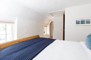 Luxury Cottage Conversion Close to Beaches