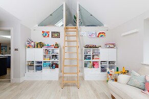 Luxury Cottage Conversion Close to Beaches