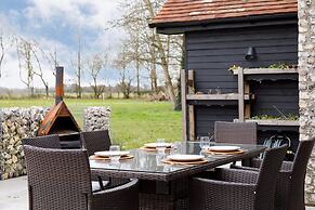 Luxury Cottage Conversion Close to Beaches