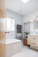 Luxury Cottage Conversion Close to Beaches