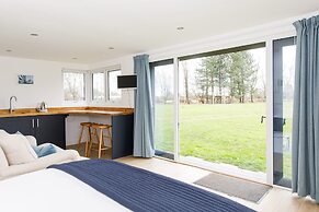 Luxury Cottage Conversion Close to Beaches