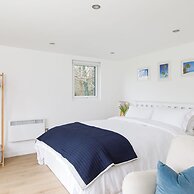 Luxury Cottage Conversion Close to Beaches