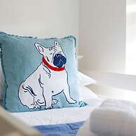 Charming Bolthole 400m to Beach