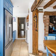 Amazing 5 BR Country Home Pool Gym Yoga Studio