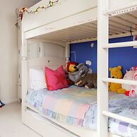 Amazing 5 BR Country Home Pool Gym Yoga Studio