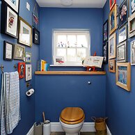 Amazing 5 BR Country Home Pool Gym Yoga Studio