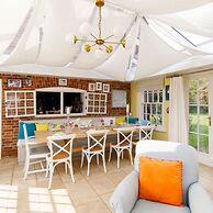 Amazing 5 BR Country Home Pool Gym Yoga Studio