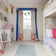 Amazing 5 BR Country Home Pool Gym Yoga Studio