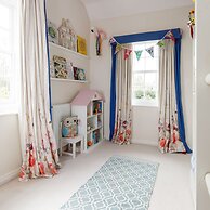 Amazing 5 BR Country Home Pool Gym Yoga Studio