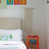 Amazing 5 BR Country Home Pool Gym Yoga Studio