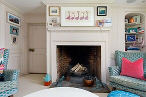 Amazing 5 BR Country Home Pool Gym Yoga Studio