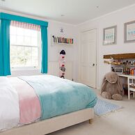 Amazing 5 BR Country Home Pool Gym Yoga Studio