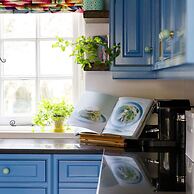 Amazing 5 BR Country Home Pool Gym Yoga Studio