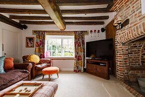 Amazing 5 BR Country Home Pool Gym Yoga Studio