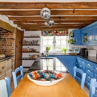 Amazing 5 BR Country Home Pool Gym Yoga Studio