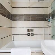 Amazing 5 BR Country Home Pool Gym Yoga Studio