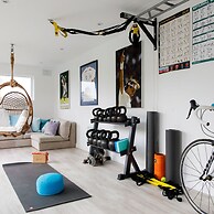 Amazing 5 BR Country Home Pool Gym Yoga Studio