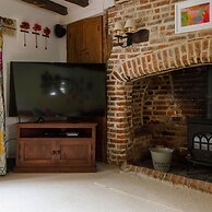 Amazing 5 BR Country Home Pool Gym Yoga Studio