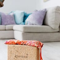 Amazing 5 BR Country Home Pool Gym Yoga Studio