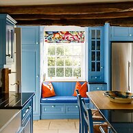 Amazing 5 BR Country Home Pool Gym Yoga Studio