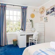 Amazing 5 BR Country Home Pool Gym Yoga Studio