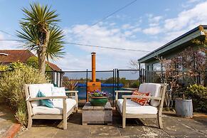 Amazing 5 BR Country Home Pool Gym Yoga Studio