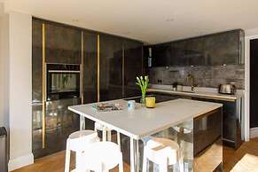 Terraced Townhouse Close to City Centre