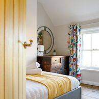 Terraced Townhouse Close to City Centre