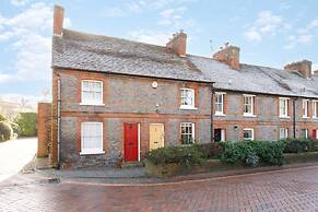 Terraced Townhouse Close to City Centre