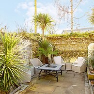 Terraced Townhouse Close to City Centre