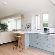 Mariners Stylish Beachside Getaway With Sea Views