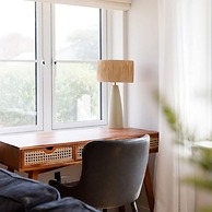 Mariners Stylish Beachside Getaway With Sea Views