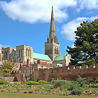 Mariners Stylish Beachside Getaway With Sea Views