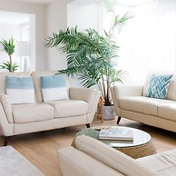 Mariners Stylish Beachside Getaway With Sea Views