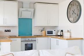 Two Bed Seafront Escape in East Wittering