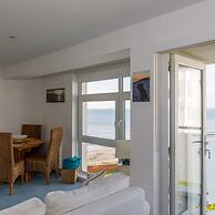 Two Bed Seafront Escape in East Wittering