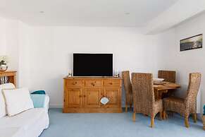 Two Bed Seafront Escape in East Wittering