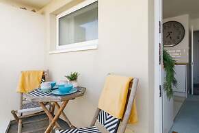 Two Bed Seafront Escape in East Wittering