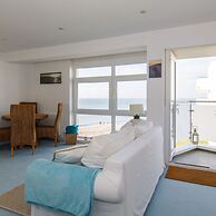 Two Bed Seafront Escape in East Wittering